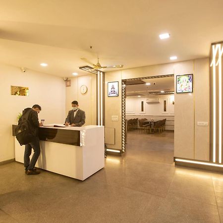 Airport Hotel Chanakya Delhi Нью-Делі Екстер'єр фото