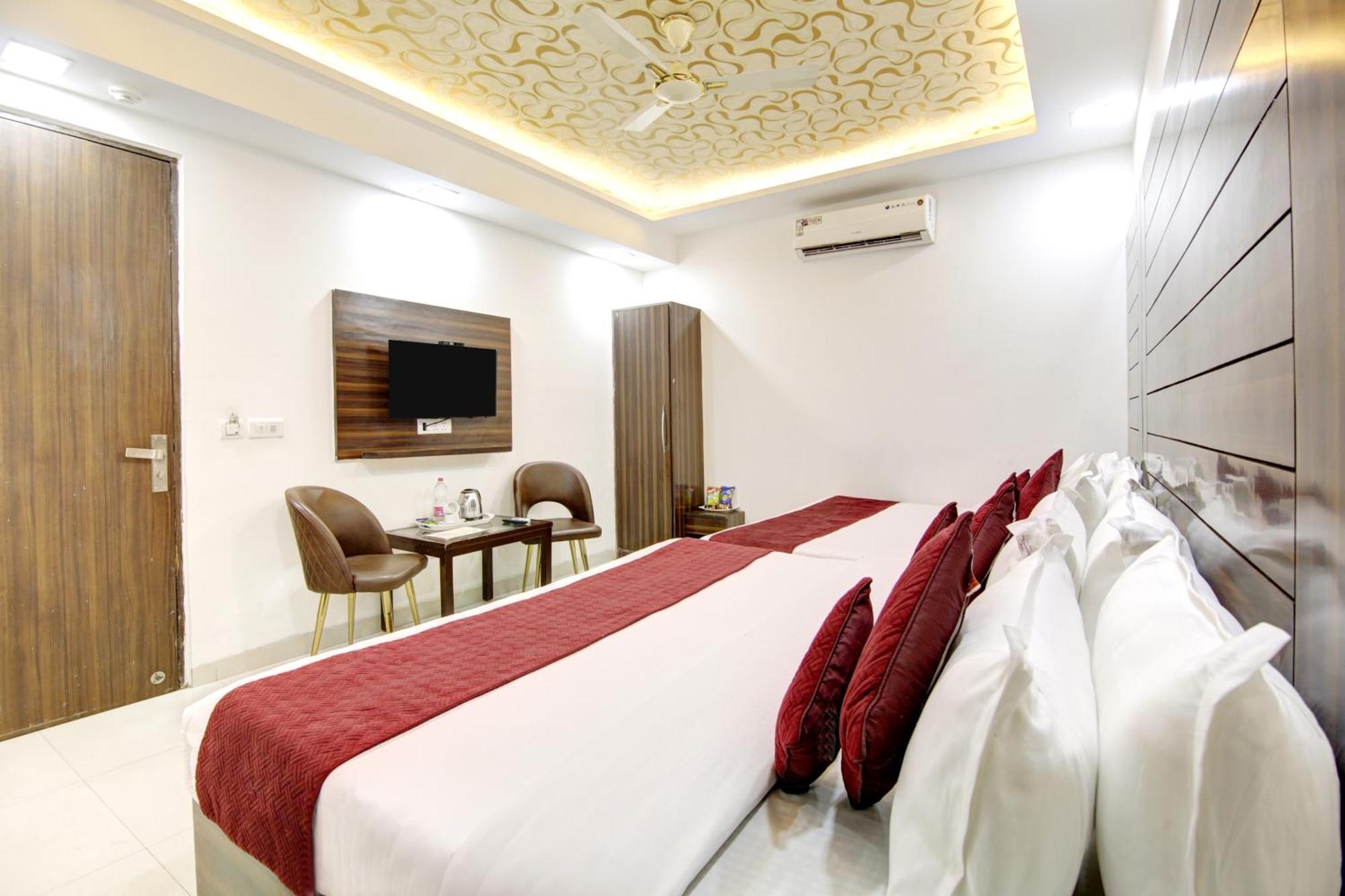 Airport Hotel Chanakya Delhi Нью-Делі Екстер'єр фото