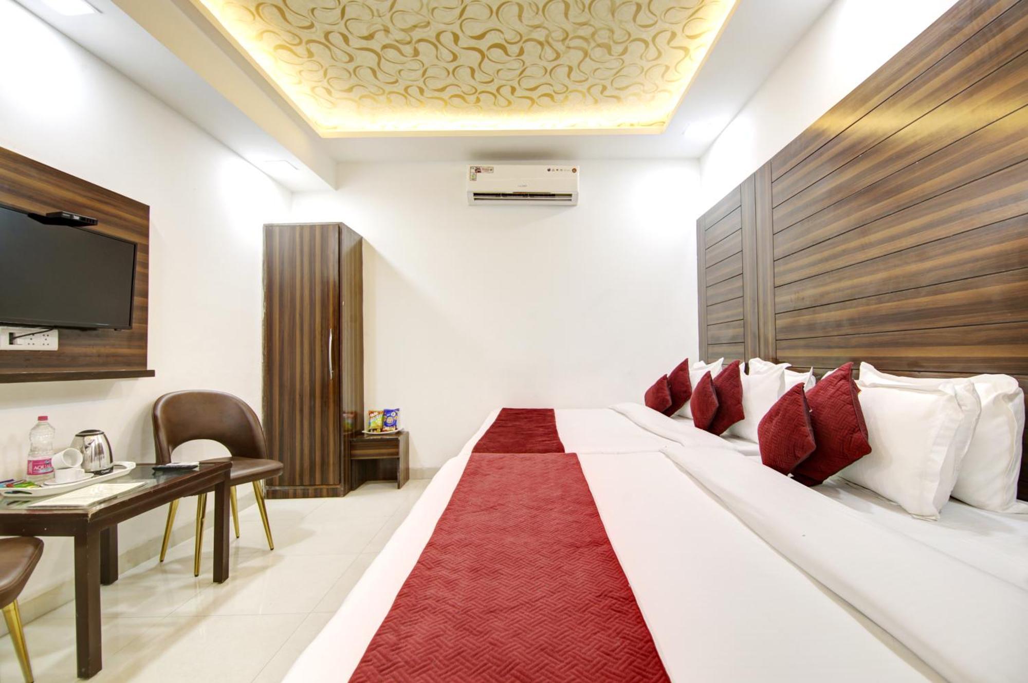 Airport Hotel Chanakya Delhi Нью-Делі Екстер'єр фото