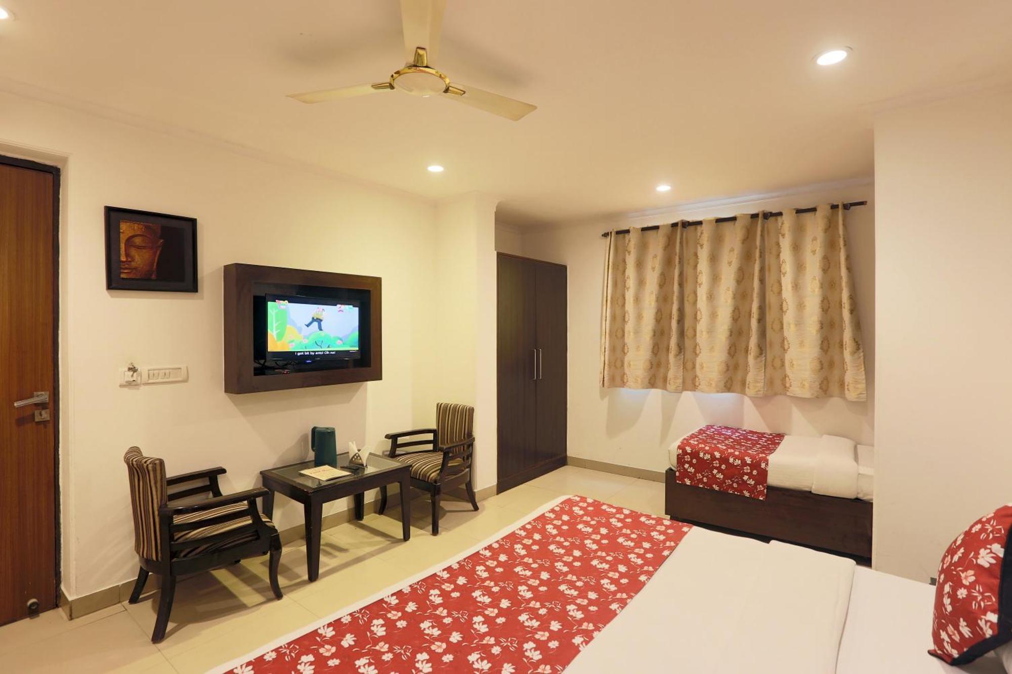 Airport Hotel Chanakya Delhi Нью-Делі Екстер'єр фото