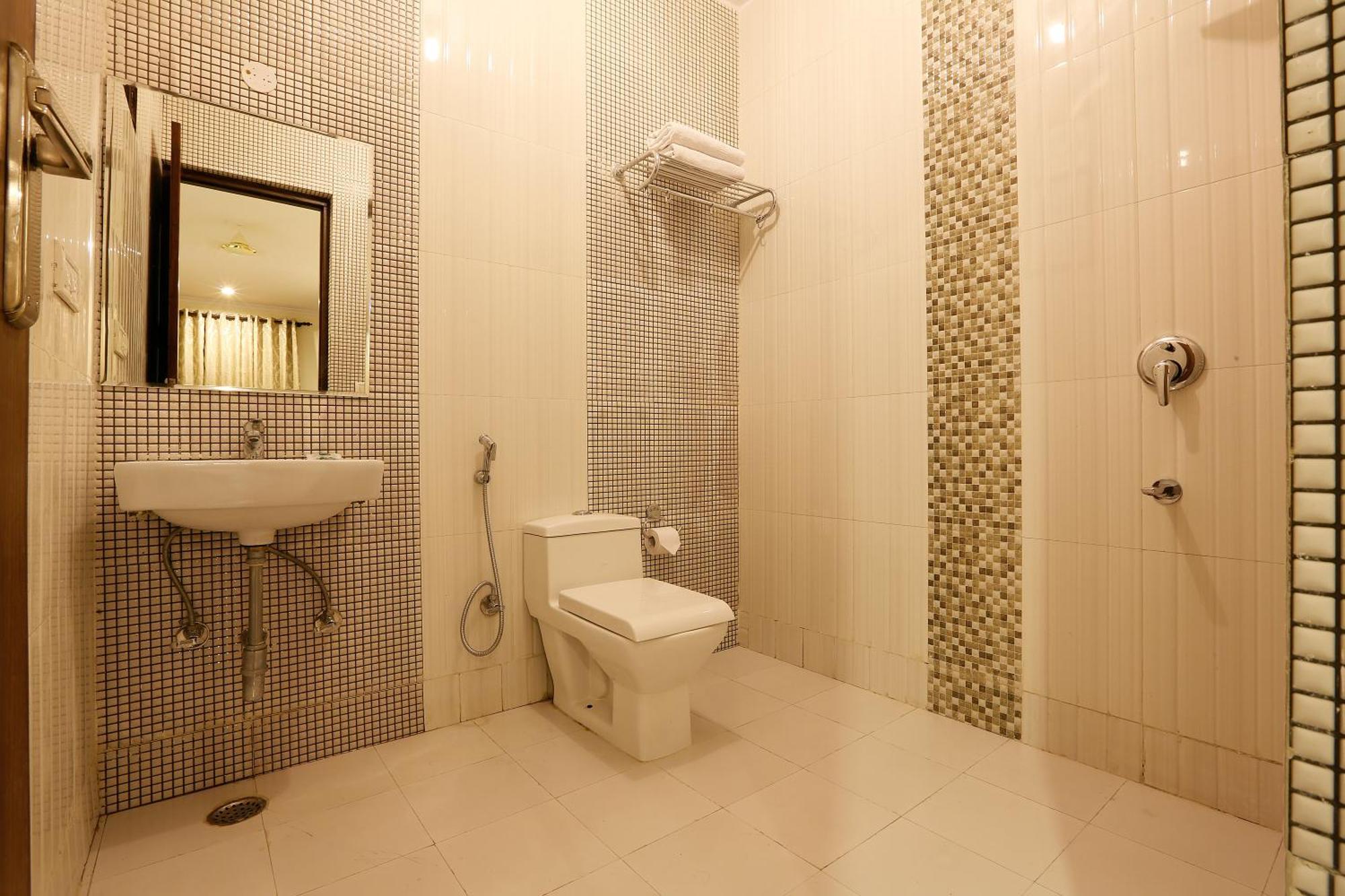 Airport Hotel Chanakya Delhi Нью-Делі Екстер'єр фото